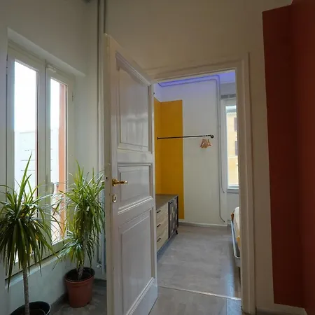 Rooftop St. Peter Apartment